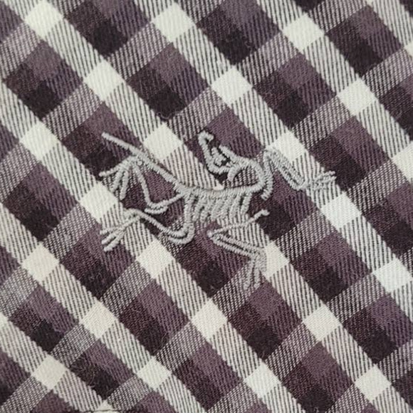 Arc'teryx Men's Flannel Button Down Size Small - Picture 3 of 6